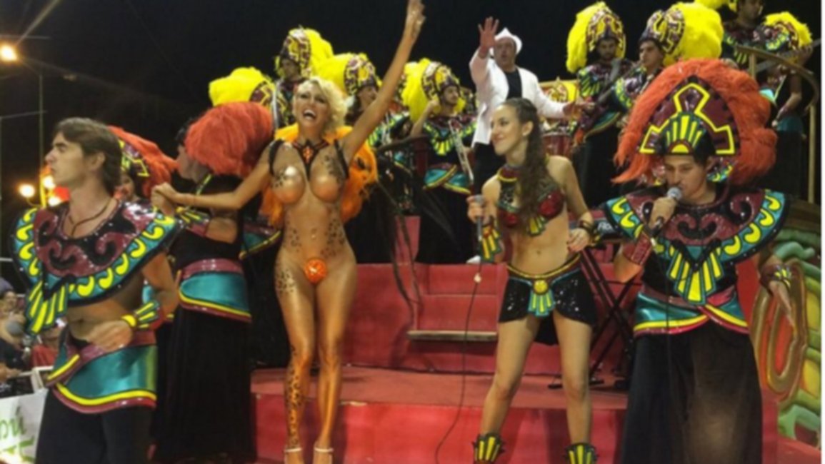 Vicky Xipolitakis, la reina desnuda de Gualeguaychú