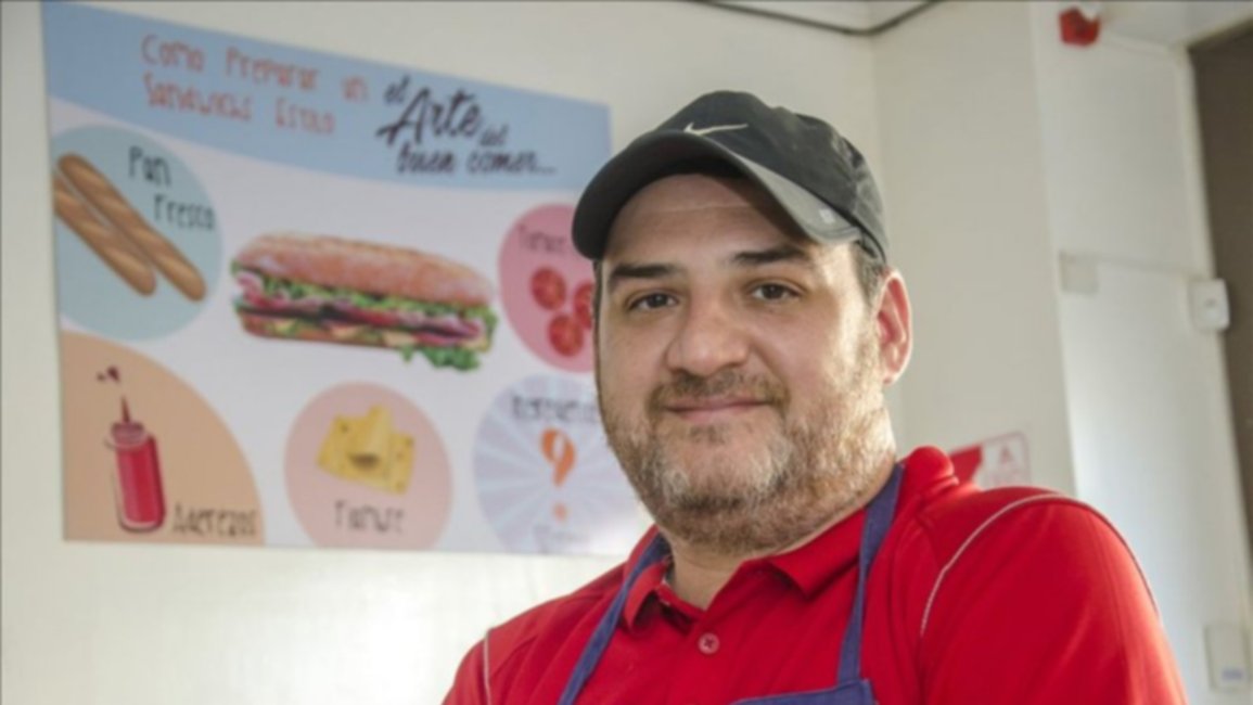 "El emprendedor tiene que saber que para salir adelante hay que trabajar mucho"