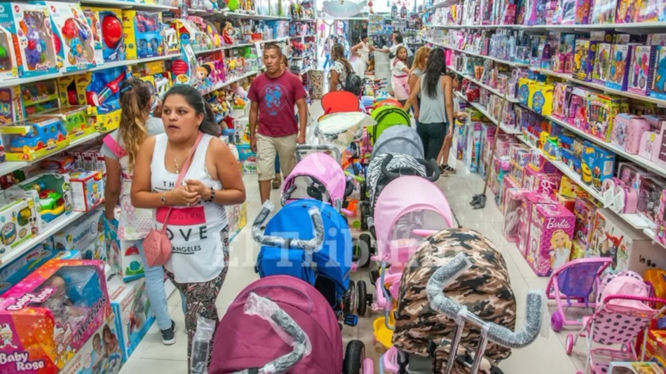 VIDEO. En el centro esperan a los Reyes Magos a "última hora"