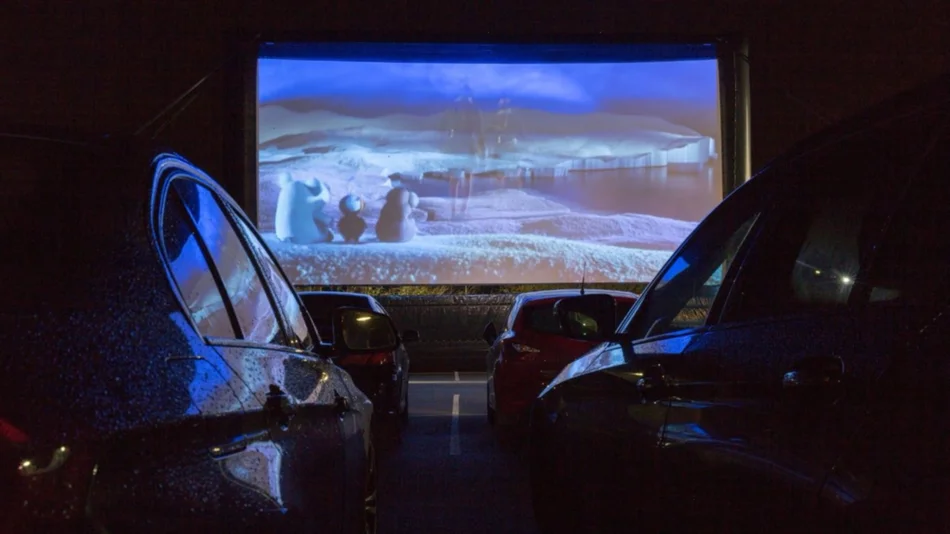 Vuelve el autocine, con  películas románticas