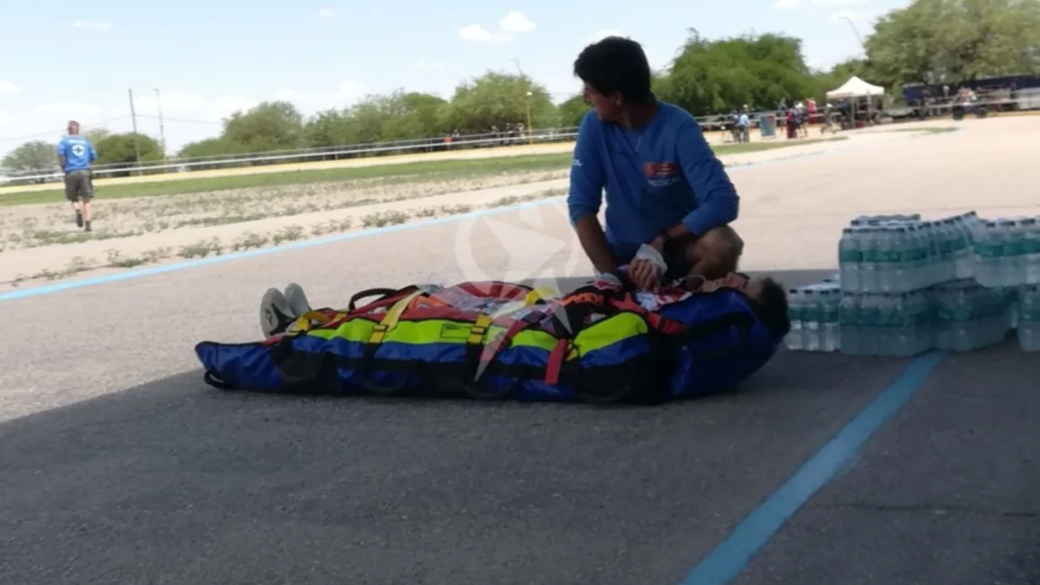 Luciano Benavides abandonó el Dakar tras una fuerte caída con su moto