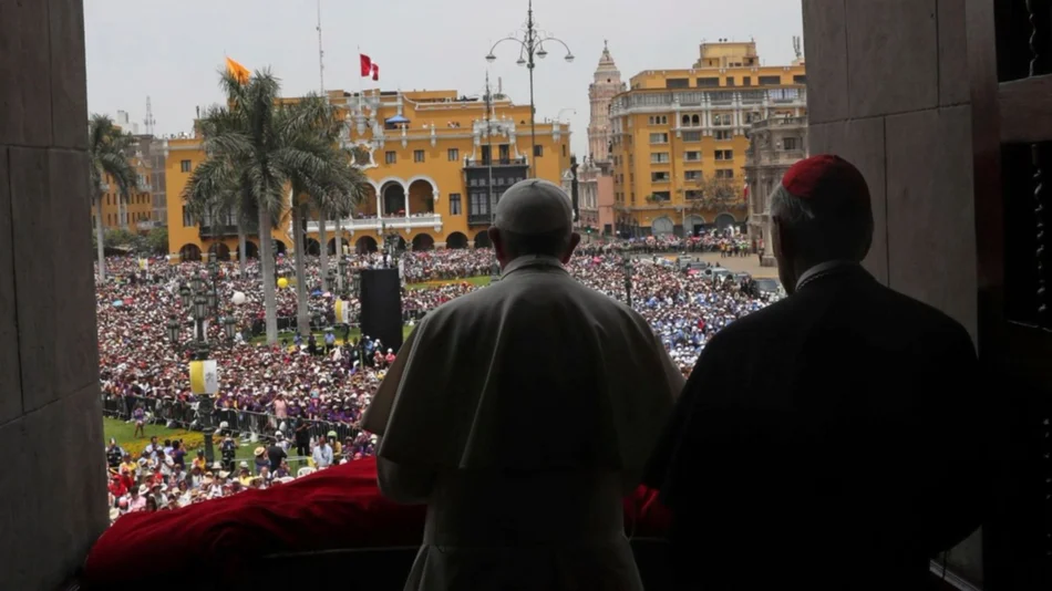 El Papa concluye su visita a Sudamérica con una multitudinaria misa en Lima
