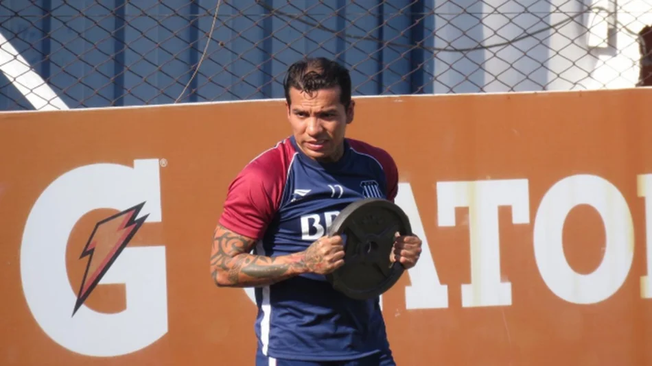 El plantel de Talleres de Córdoba llega hoy a Salta