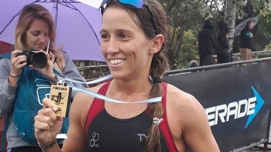 Delfina Álvarez arrancó el Argentino en la cima de podio