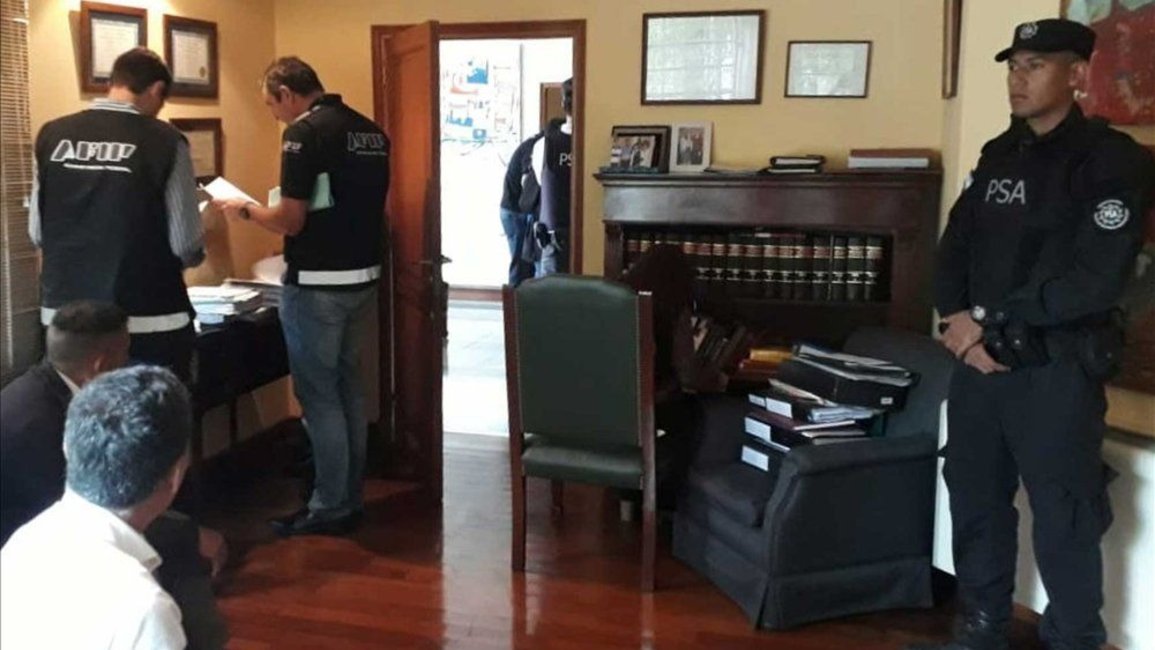 Más interrogantes en la investigación  que salpica al CCM