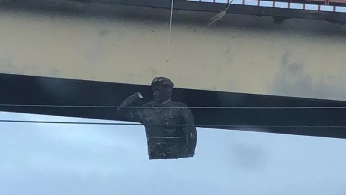 Protestas en Venezuela: ya hubo cuatro muertos y quemaron una estatua de Chávez
