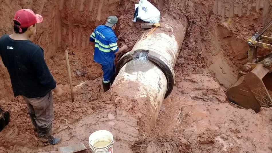 El agua y la pobreza dirigencial