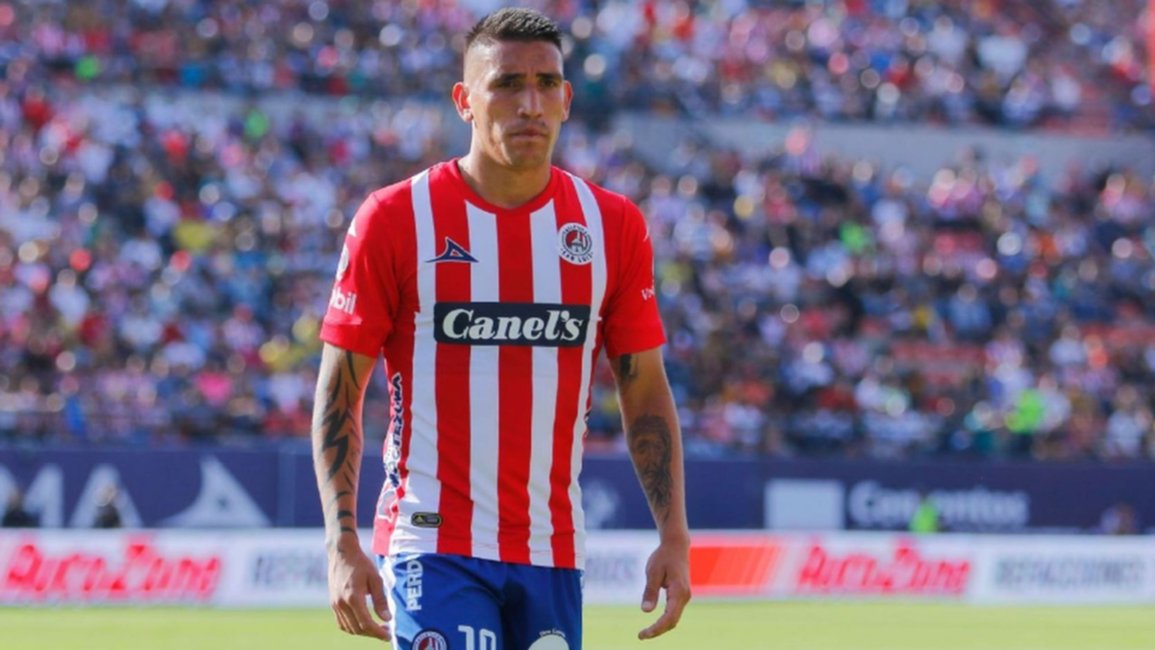 Una nueva oportunidad: Centurión vuelve al fútbol argentino