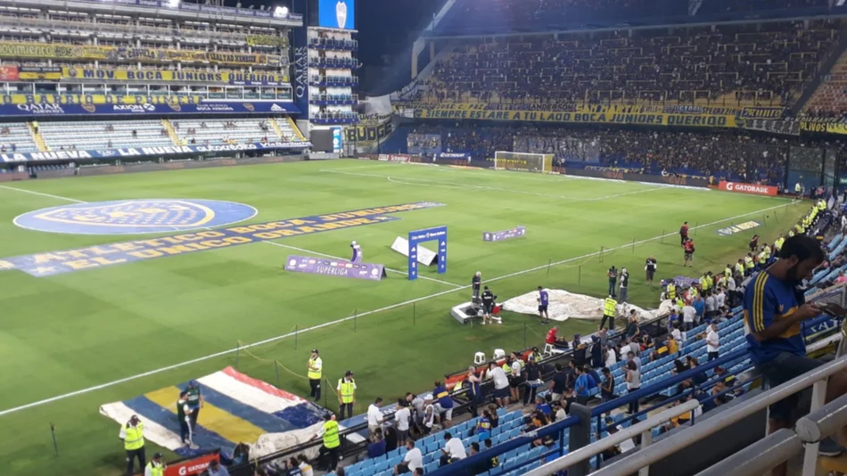 Tres detenidos y ocho hinchas privados de ingresar a la cancha