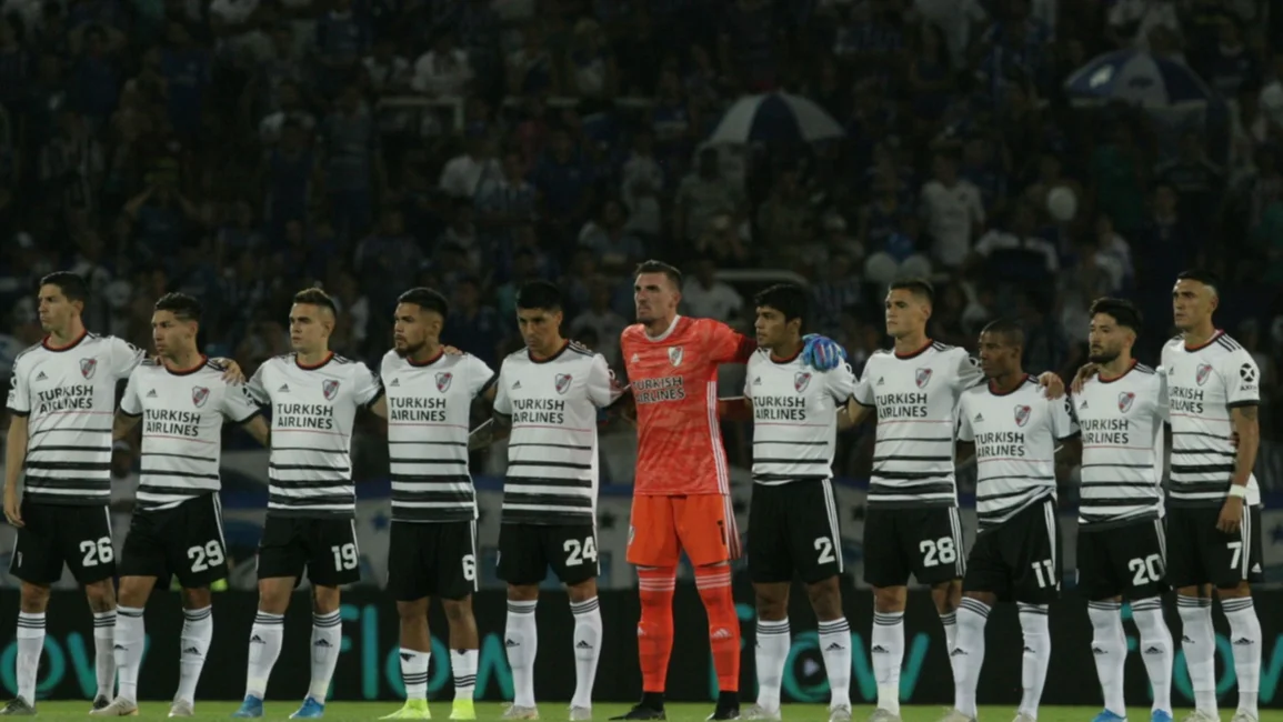 River sale de memoria