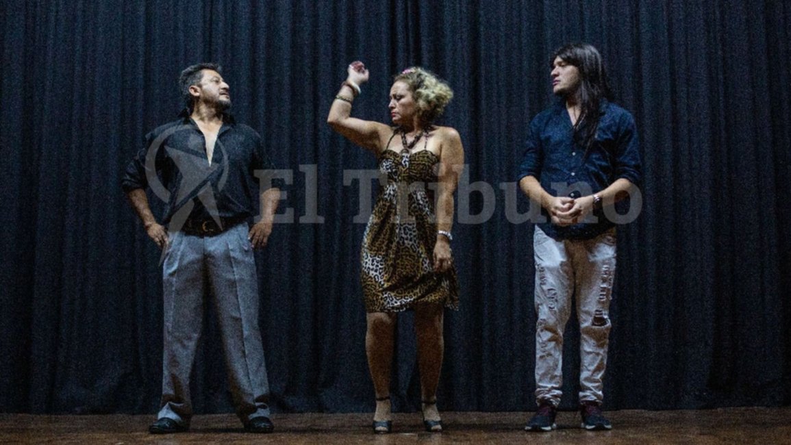 Amor y humor son los ingredientes de una obra de teatro para superar la pandemia