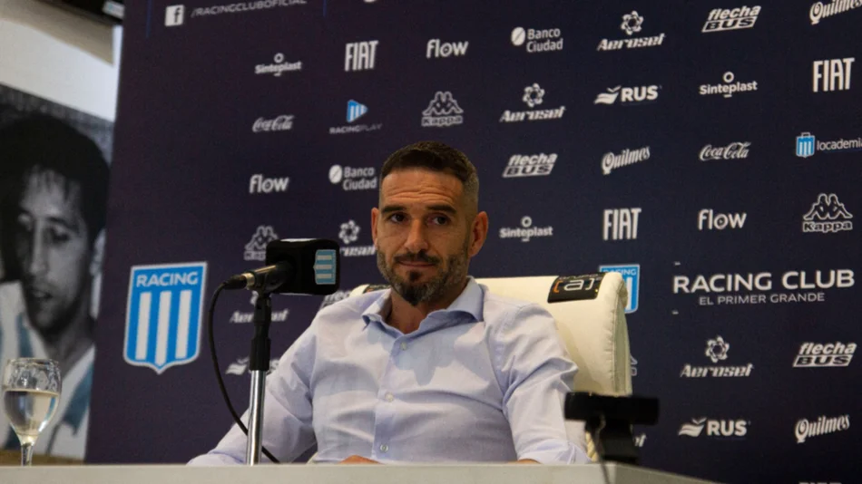 Licha López, emocionado, se despidió del mundo Racing