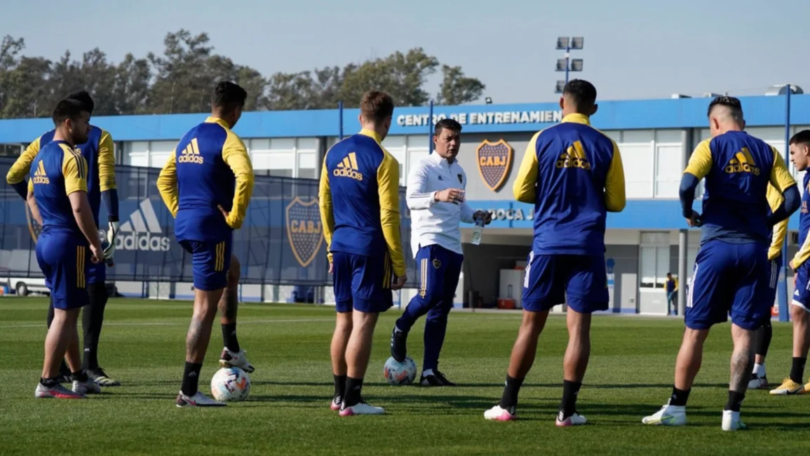 El coronavirus angustia a Boca y a Battaglia