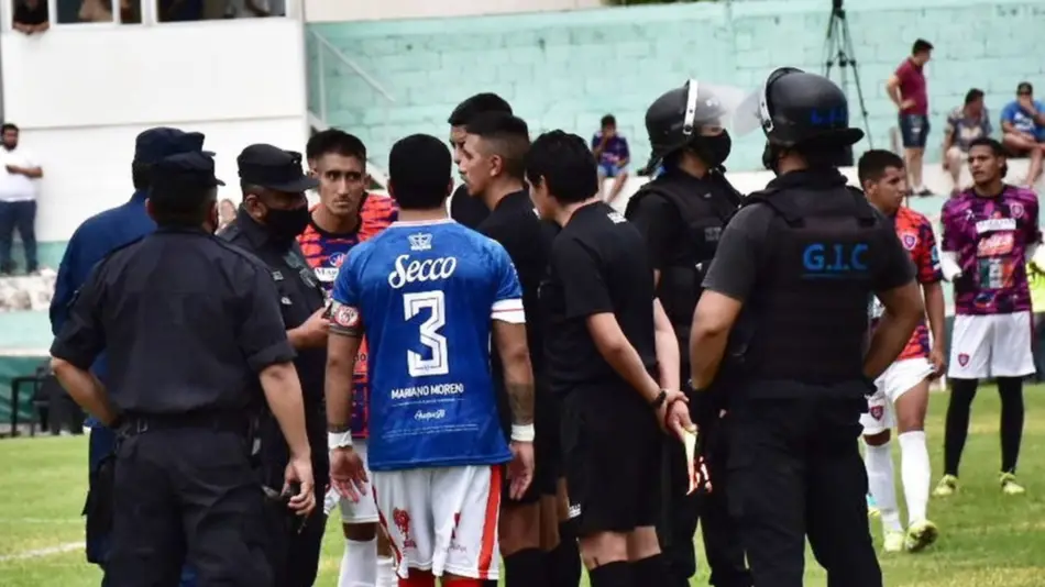 San Antonio le dijo adiós a su sueño y se despidió con serios incidentes