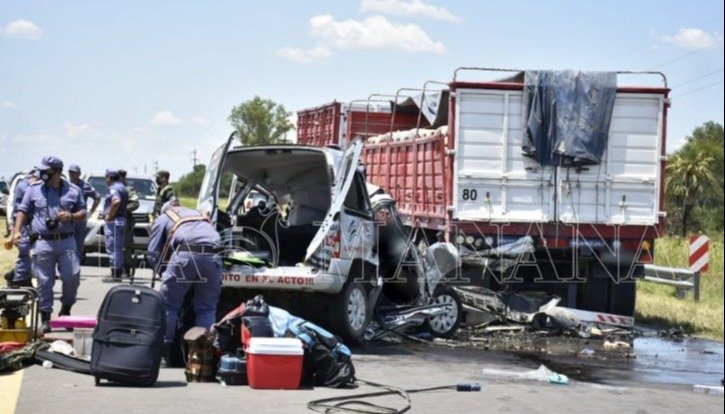 Accidente fatal en Formosa murieron cuatro integrantes de una