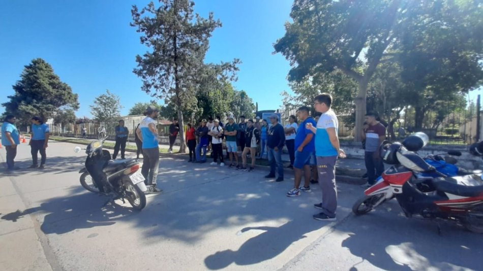 Clínica de conducción segura para trabajadores en moto