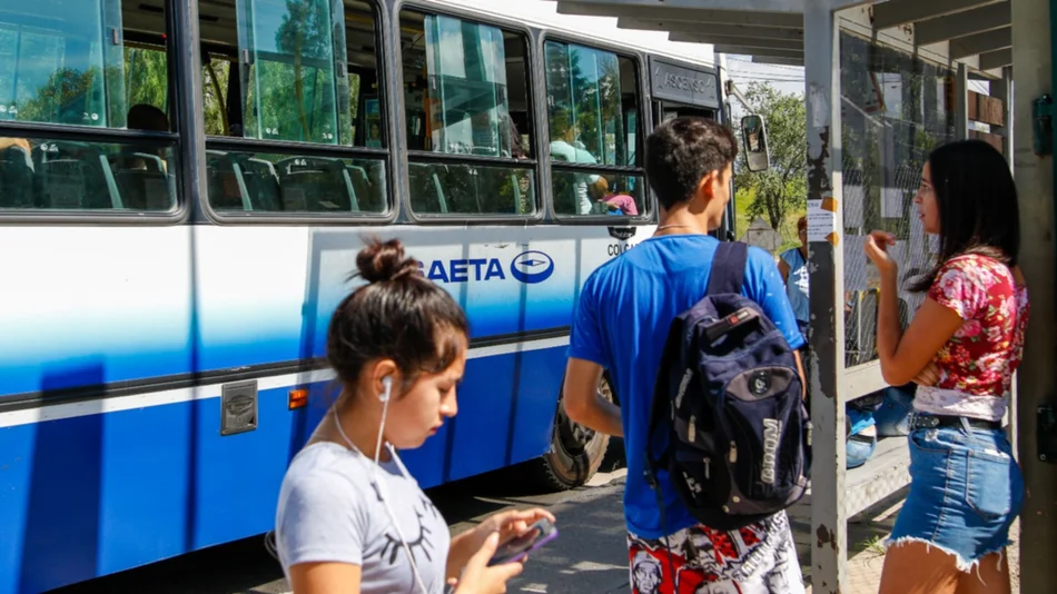 El miércoles se inicia la renovación del Pase Libre para alumnos regulares de la UCASAL