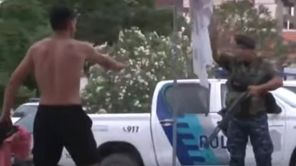 Incidentes en la marcha para reclamar justicia por el crimen de Tomás Tello en Santa Teresita