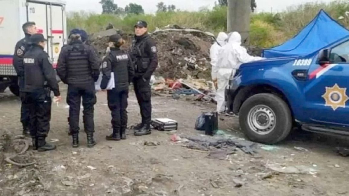 Descartó el cuerpo de una mujer en una bolsa de arpillera