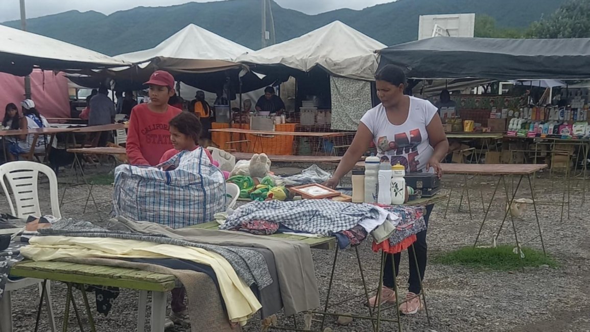 VIDEO. Julia Guitián, feriante de Solidaridad: “La gente sigue viniendo a la feria porque consiguen mejores precios”