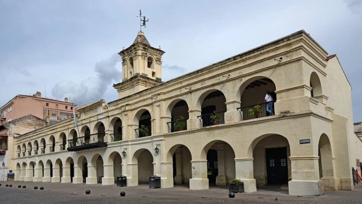 Museos Nacionales abrirán sus puertas tras garantizarse pago de horas extras