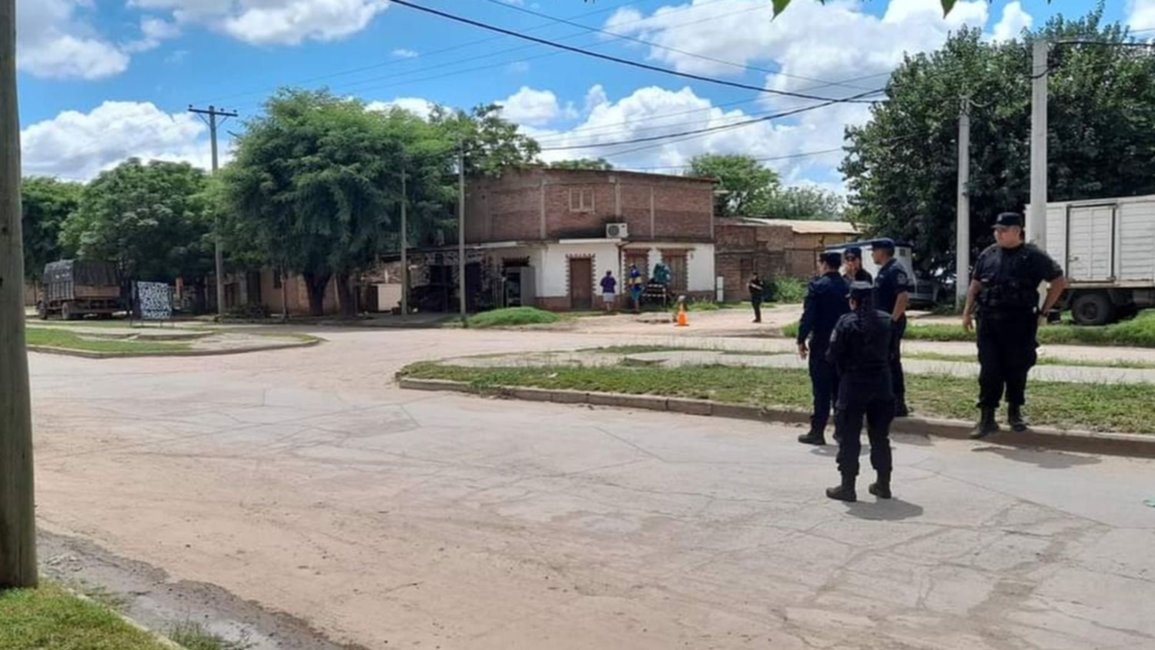 VIDEO. Escándalo en Joaquín V. González: Policías de Seguridad Aeroportuaria hirieron a una mujer mientras perseguían a un presunto narco