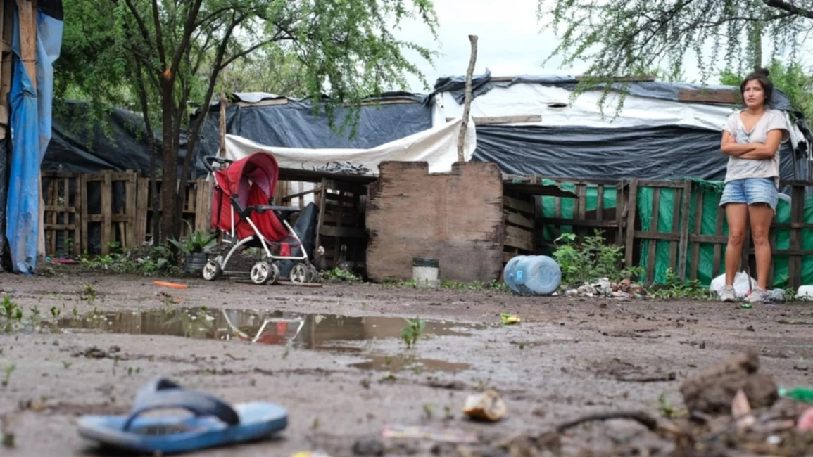 VIDEO. El día después del temporal: inundaciones y evacuados, la realidad del asentamiento San Javier