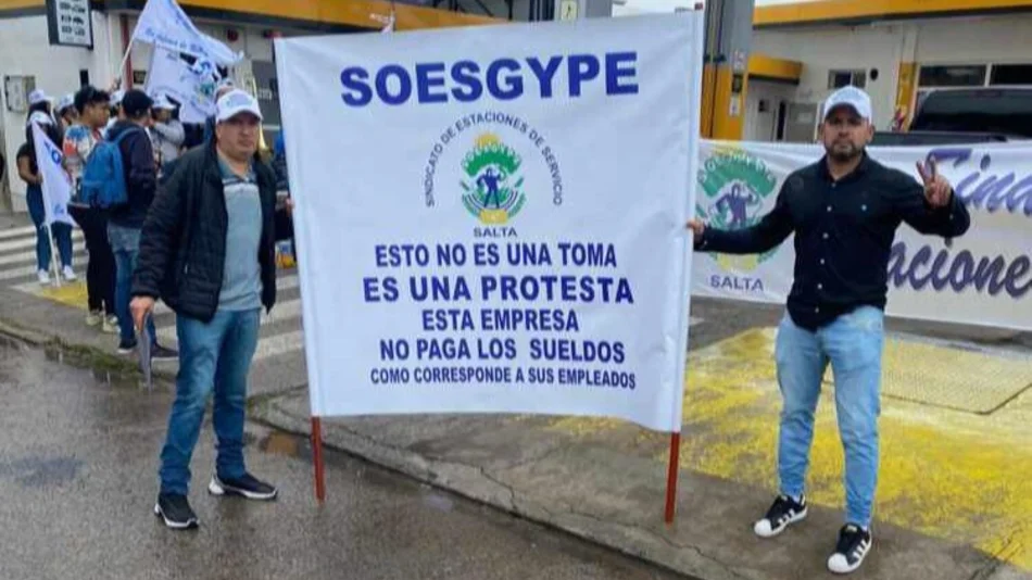Cruce entre la Cámara de estaciones de servicio y el sindicato por una protesta