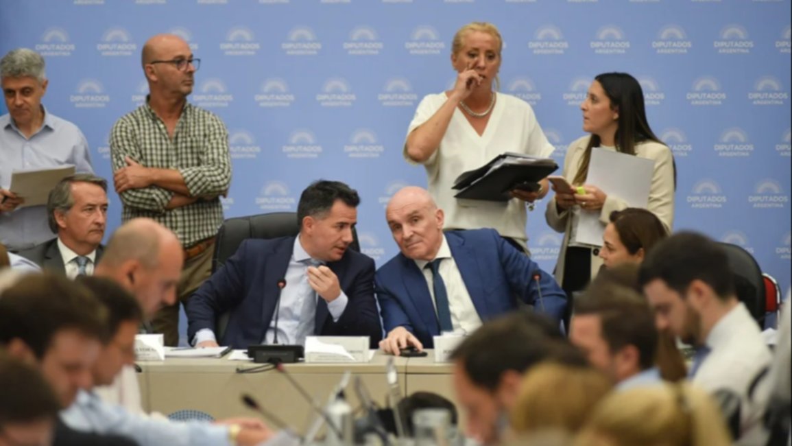 Ley ómnibus: el debate en Diputados se pospuso para el próximo martes