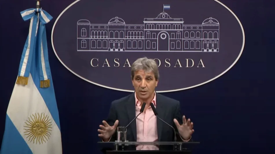 VIDEO. Luis Caputo anuncia el retiro del capítulo fiscal de la ley ómnibus para que se apruebe el resto