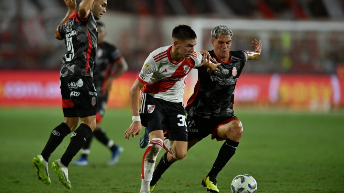 EN DIRECTO. River le gana a Barracas Central