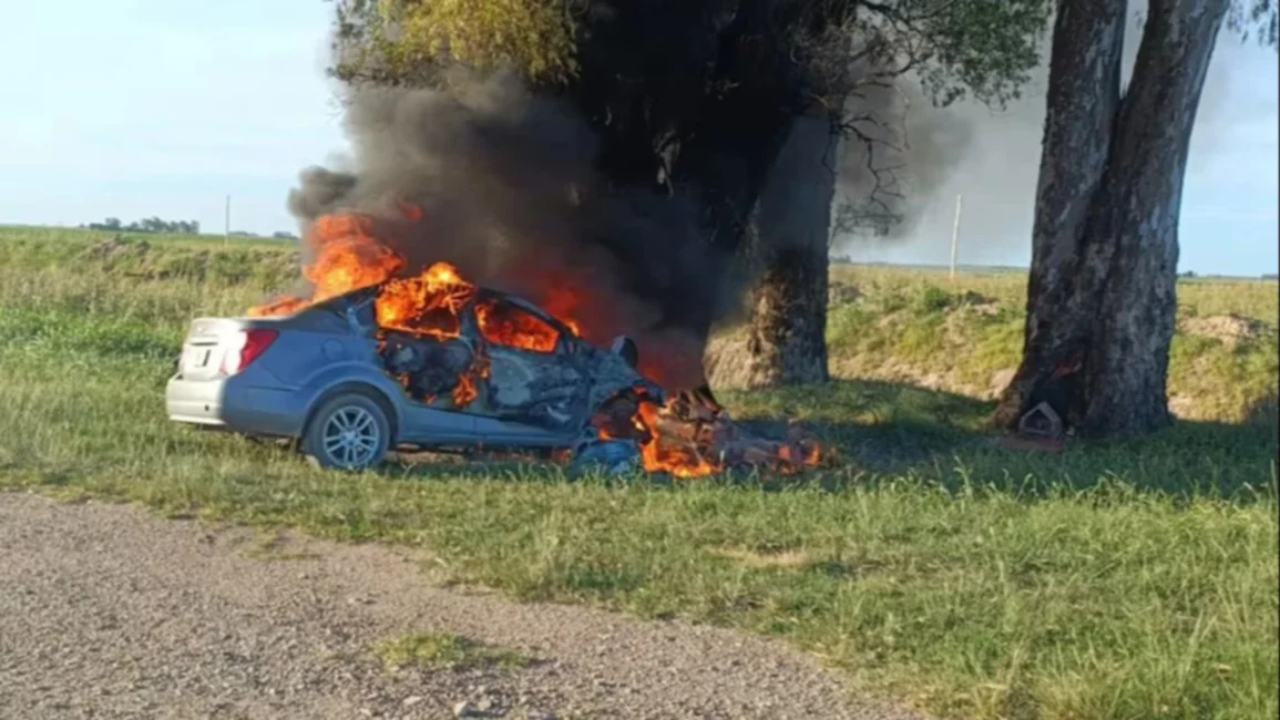 Horror en Córdoba: degolló a su pareja y luego se quitó la vida chocando contra un árbol