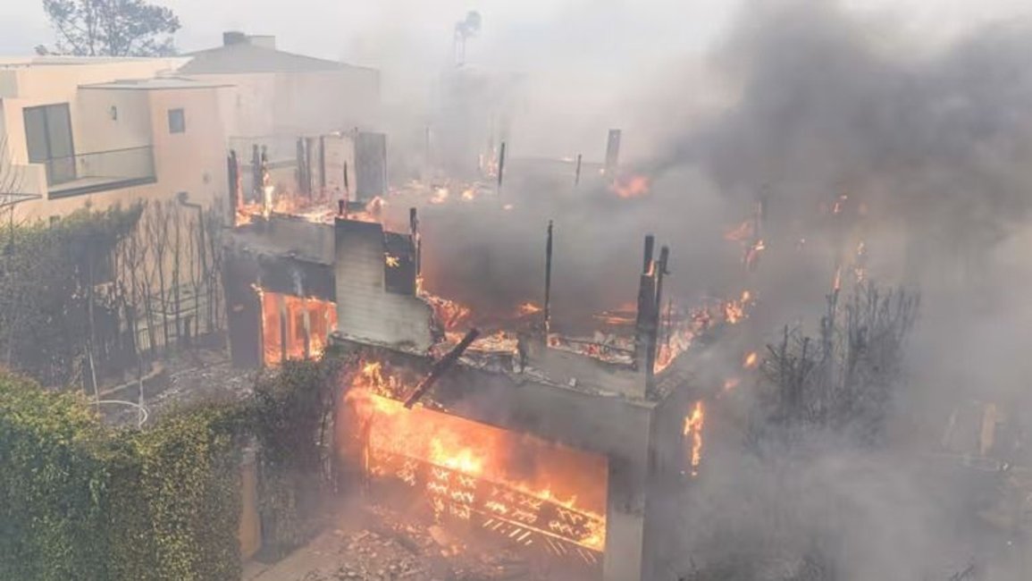 Incendios en California: famosos fueron evacuados y sus casas quedaron destruidas