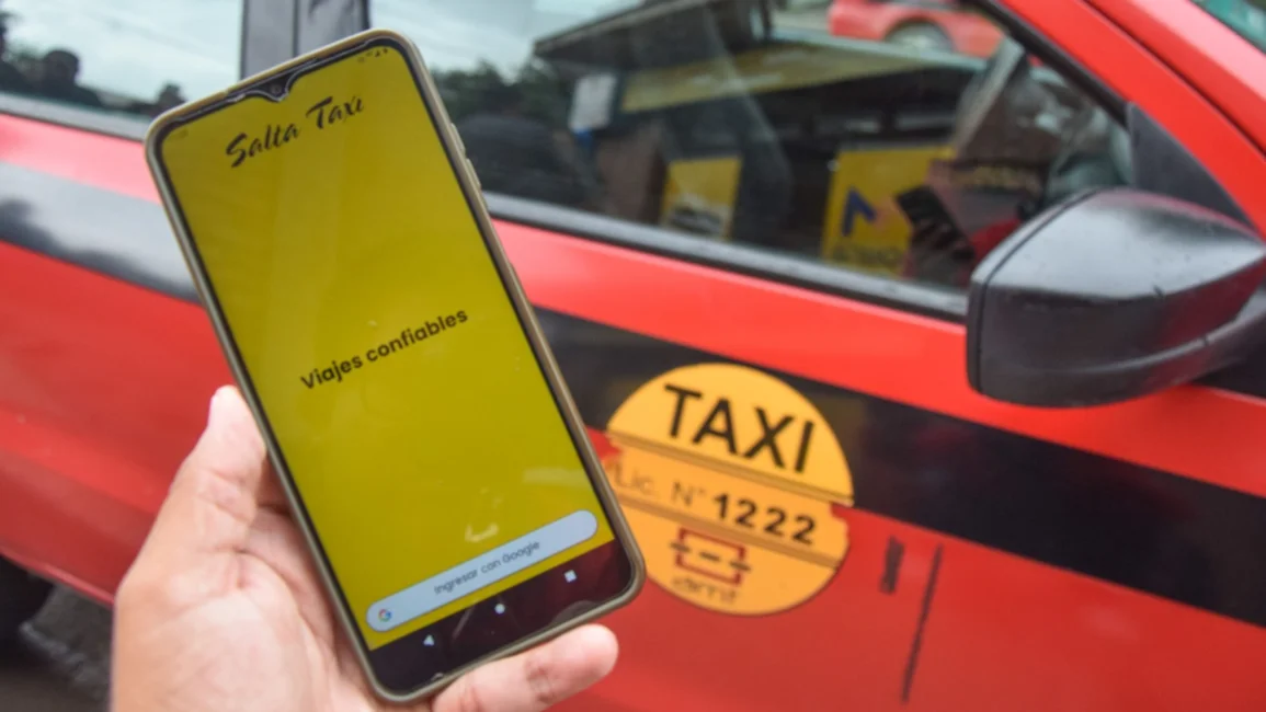 Presentaron Salta Taxi, pero Uber sigue ganando terreno 