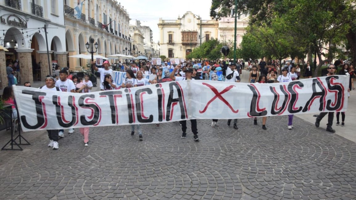 Exigen justicia por el joven fallecido en el Hospital Ragone: su madre denuncia irregularidades