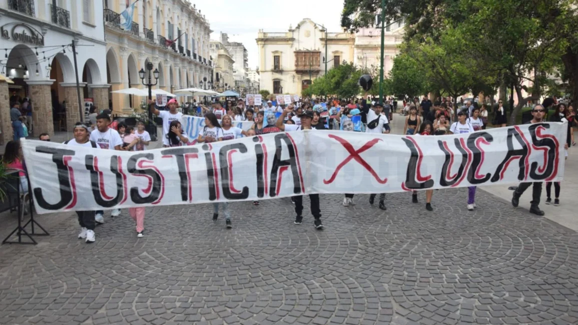 Exigen justicia por el joven fallecido en el Hospital Ragone: su madre denuncia irregularidades