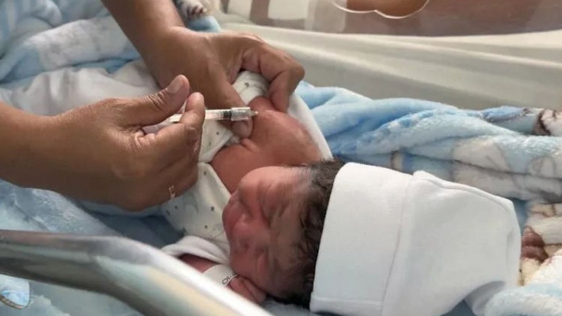 El Materno aplicó 30 mil vacunas