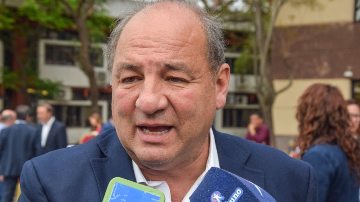 Se oficializó el traslado de las elecciones legislativas para el 11 de mayo