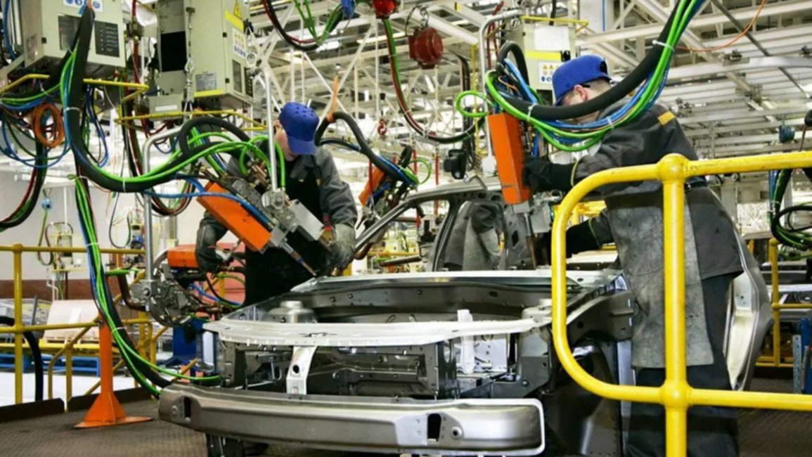 La actividad industrial se redujo casi 10% entre enero y noviembre de 2024