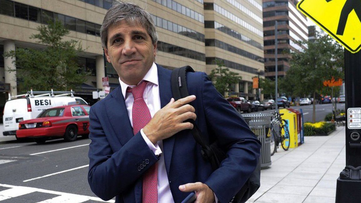 Caputo pide apoyo del sector privado por los impuestos