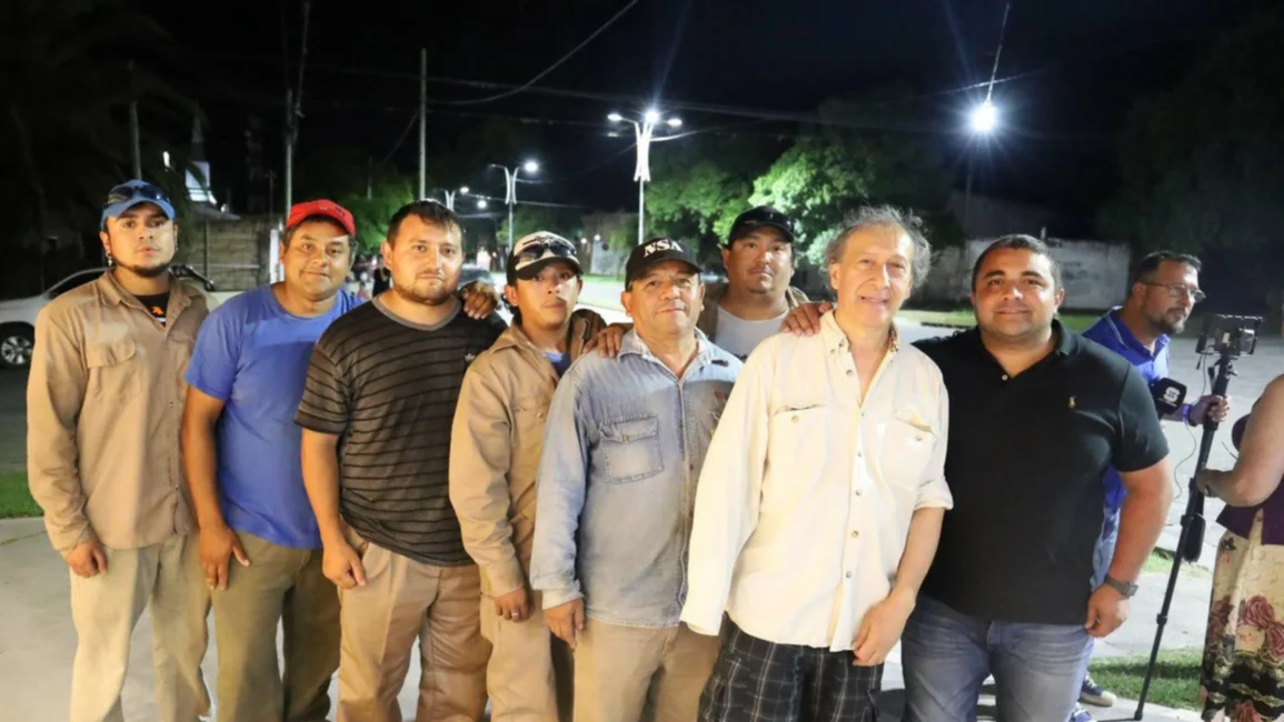 Metán: Inauguraron otro corredor seguro con iluminación led