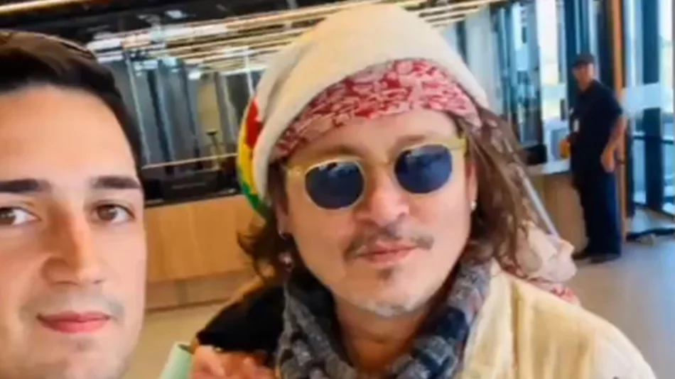 Johnny Depp sorprende a Punta del Este: selfies, misterio y ¿un encuentro con Icardi?