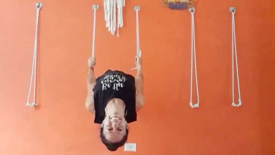 Yoga kurunta, donde se juega a ser marioneta
