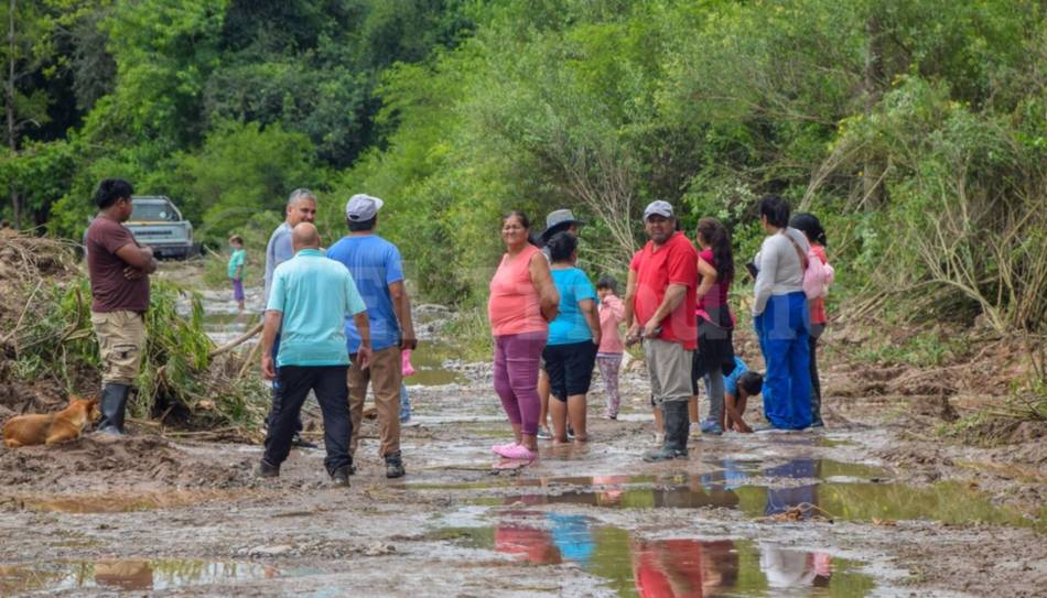 VIDEO. Bronca de los vecinos de La Caldera por las inundaciones y falta de obras- VIDEO. Bronca de los vecinos de La Caldera por las inundaciones y falta de obras