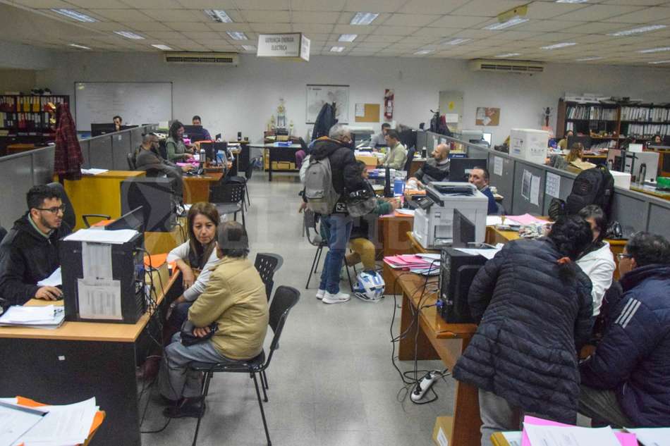 Carlos Saravia: “Salta destinará este año $10.000 millones para sostener subsidios en la electricidad”- Carlos Saravia: “Salta destinará este año $10.000 millones para sostener subsidios en la electricidad”