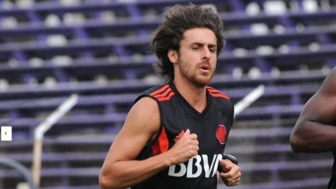 Operaron a Aimar y podrá volver a jugar en cuatro meses
