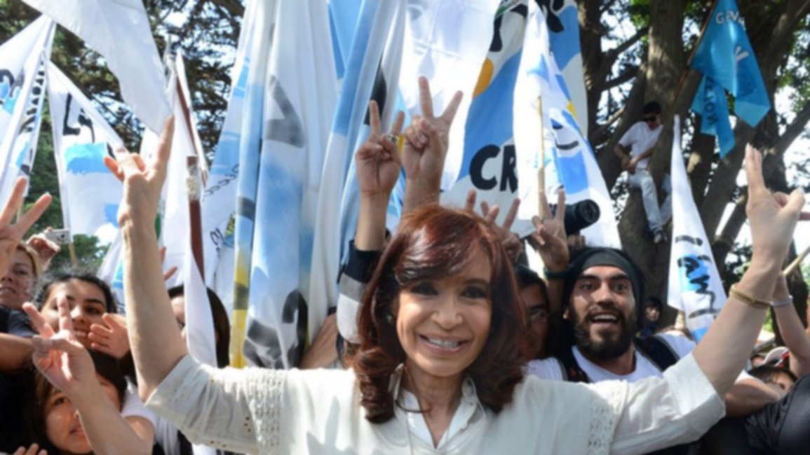 Desde El Calafate la presidenta inauguró obras, y aseguró: Aprendí a aguantar todo