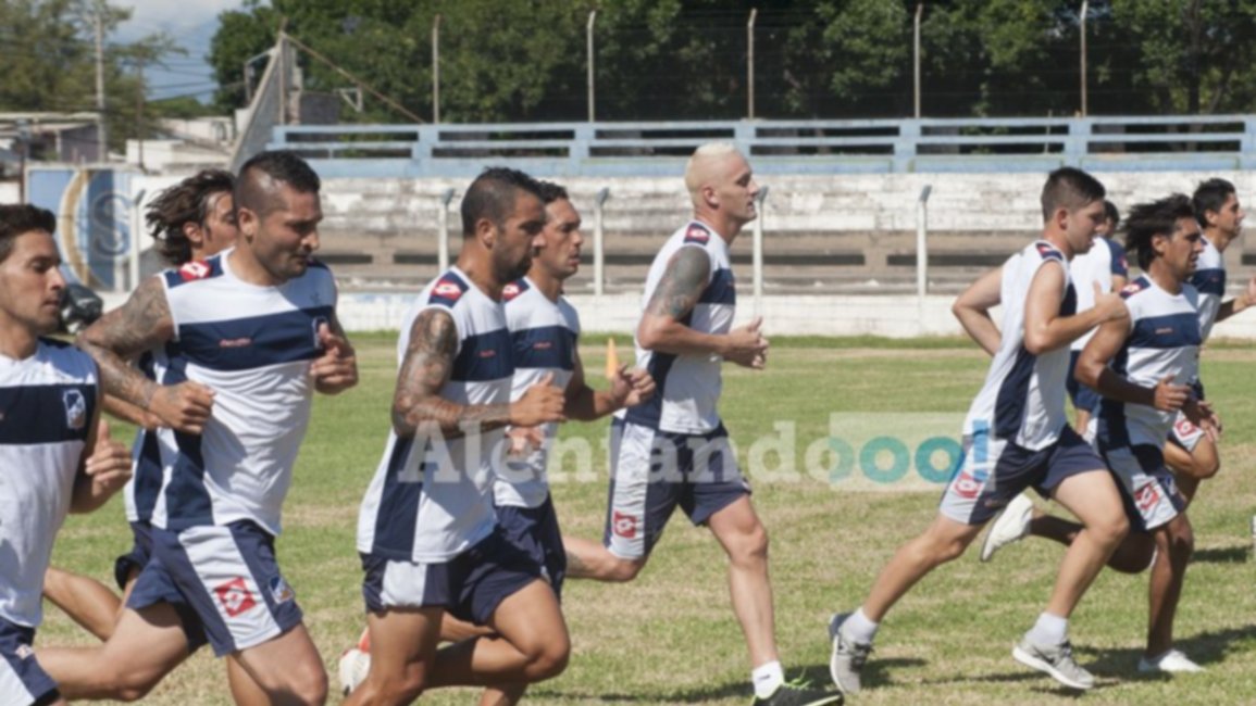 Pascutti sigue moldeando el once de Juventud para el torneo