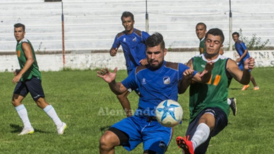 Juventud probó el equipo anti-Gimnasia con una victoria amistosa
