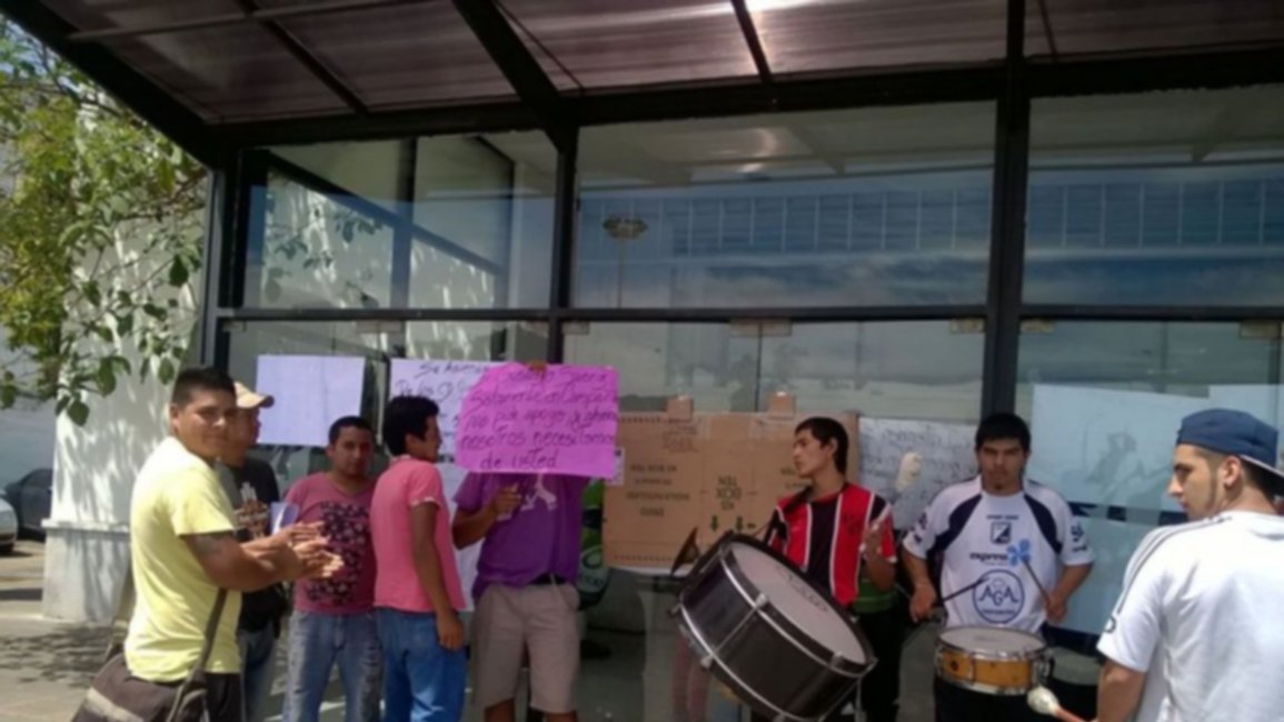 Protesta de dueños de peloteros